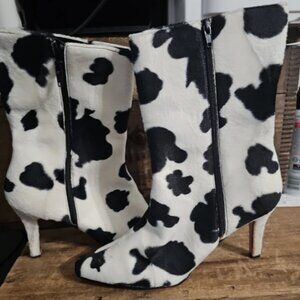 Antonio Valle NWOT Black and White Suede Boots 10M